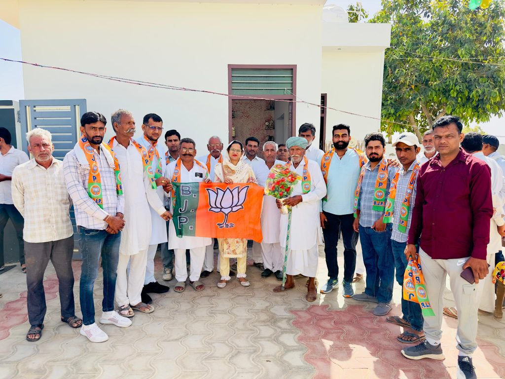 District President Nitasha Rakesh Sihag is continuously expanding the clan of BJP.