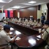 पुलिस अधीक्षक ने सभी पुलिस अधिकारियों व थाना प्रभारियों की बैठक लेकर चुनाव से संबंधी आवश्यक दिशा निर्देश दिए ।