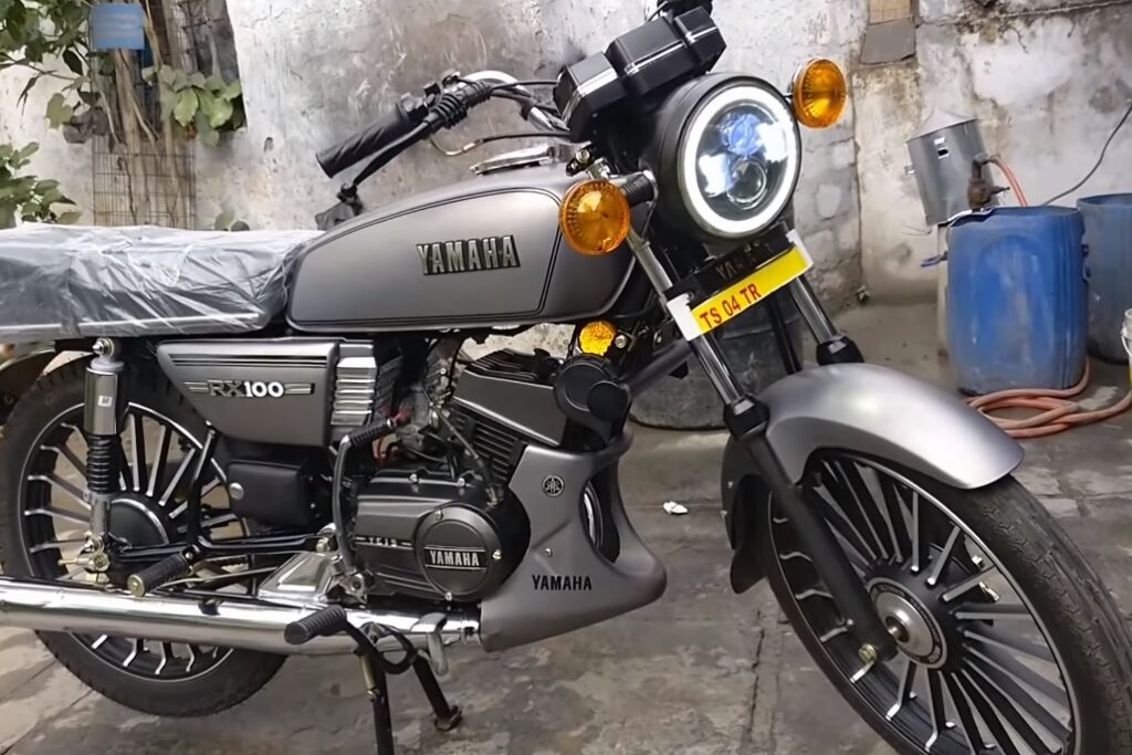 Yamaha RX 100