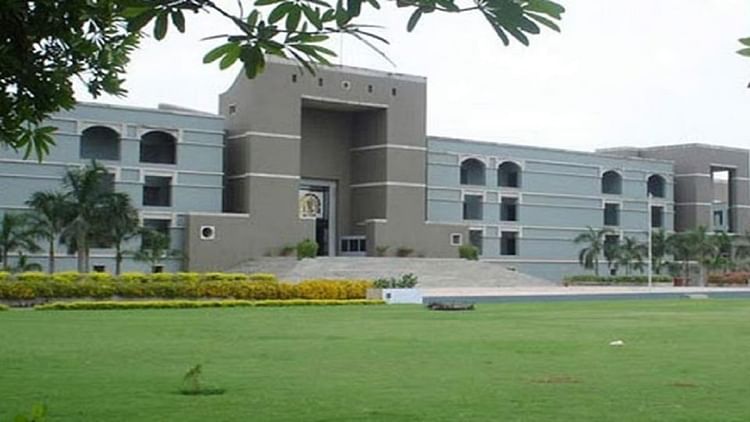 gujarat-high-court_2caa6fd26cd9655594339a1373a299b1.jpeg