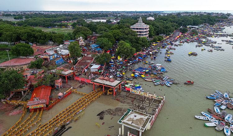 bhara-brasha-oura-bugdhha-ka-calta-sagama-kashhatara-ka-thashaya_96d2622202958b91e9b153de98edc247.jpeg