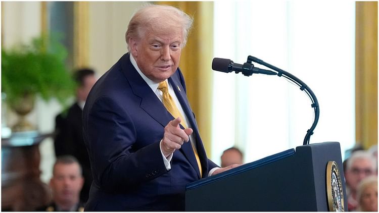donald-trump_6ae307771fe8599cc60d0d2f9ae8eea4.jpeg
