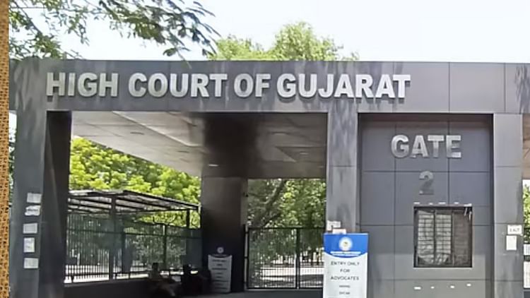 gajarata-haiikarata_70fd48794108add3dd5b05f286672069.jpeg
