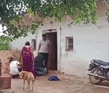 ratayarada-daesapa-ka-marapata-karata-parajana_93e5779e3aa108b04ad72110d163b259.jpeg