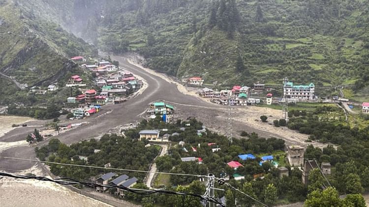 uttarkashi-cloudburst-and-flash-flood-how-much-water-in-cloudburst-tharali-village-uttrakhand_f185b161ce974d8ef88717d6287c2af6.jpeg