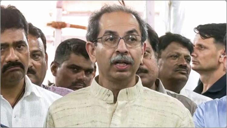 world-has-seen-democracy-is-being-murdered-in-india-uddhav-thackeray-on-detention-of-protesting-op_9e34076bc605aca8221f16006528e29e.jpeg
