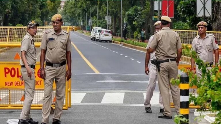 delhi-police-1-1766710754.jpg