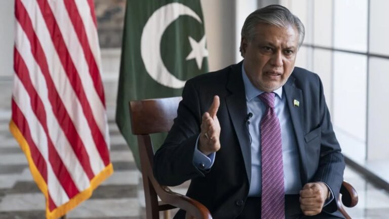 ishaq-dar-pakistan-1767009769.jpg