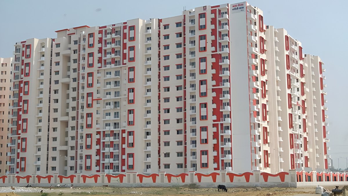 housing-scheme-in-up-1767347196.jpg