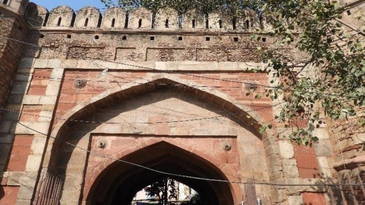 turkman-gate1-1767809752.jpg