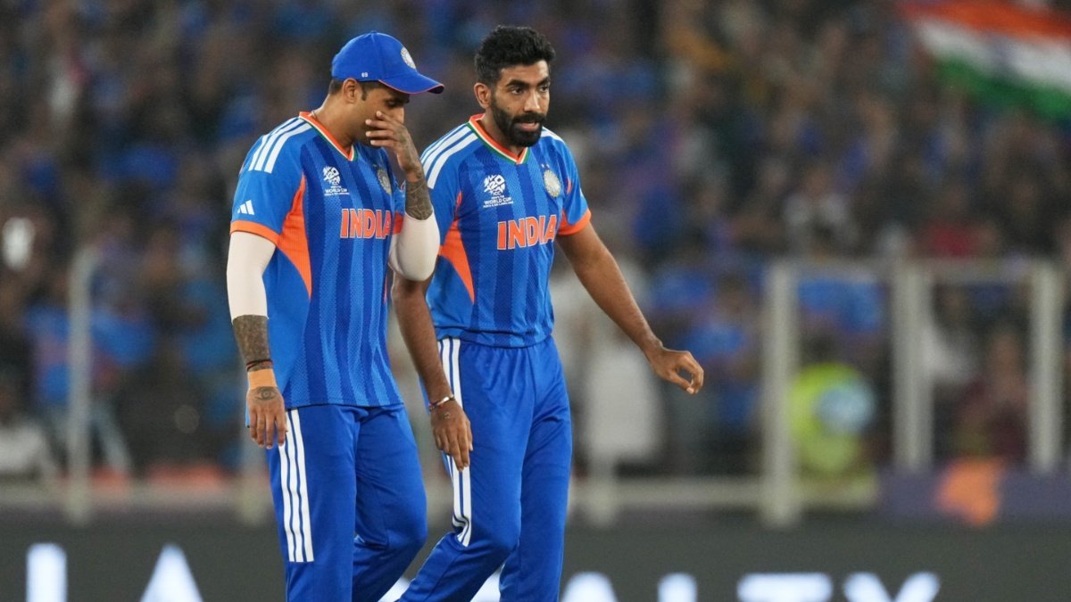 suryakumar-yadav-jasprit-bumrah-ap-1771783652.jpg